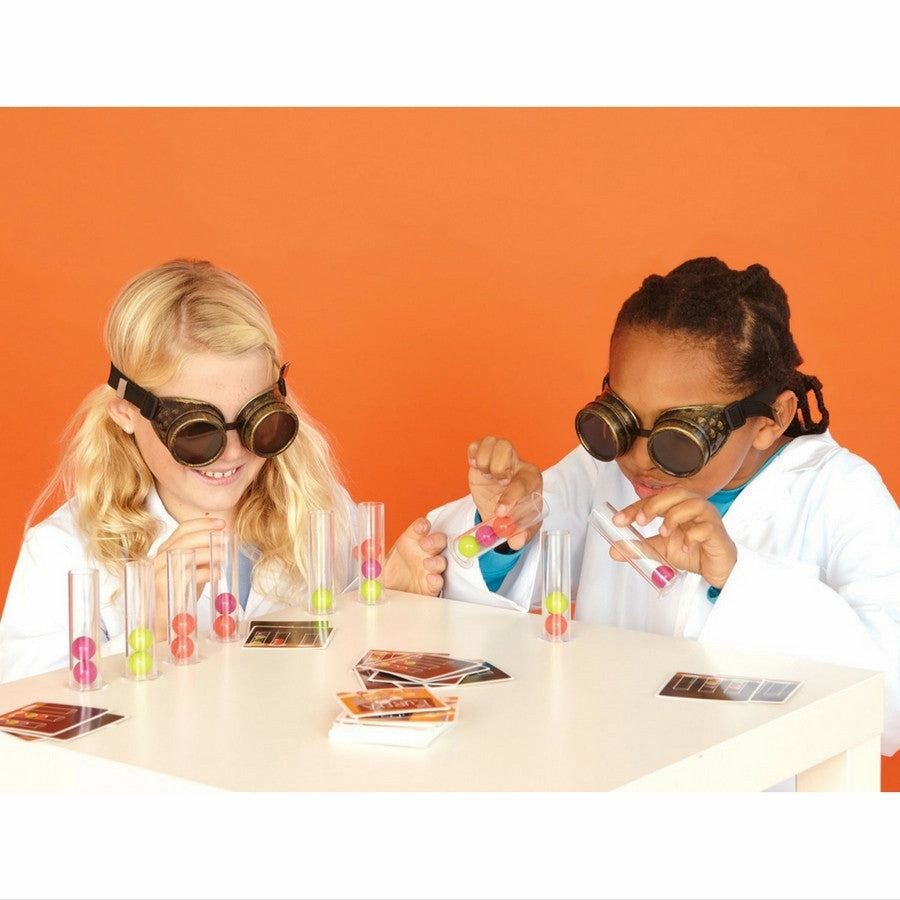 Blue Orange Games - Dr Eureka STEM Speed Logic Game