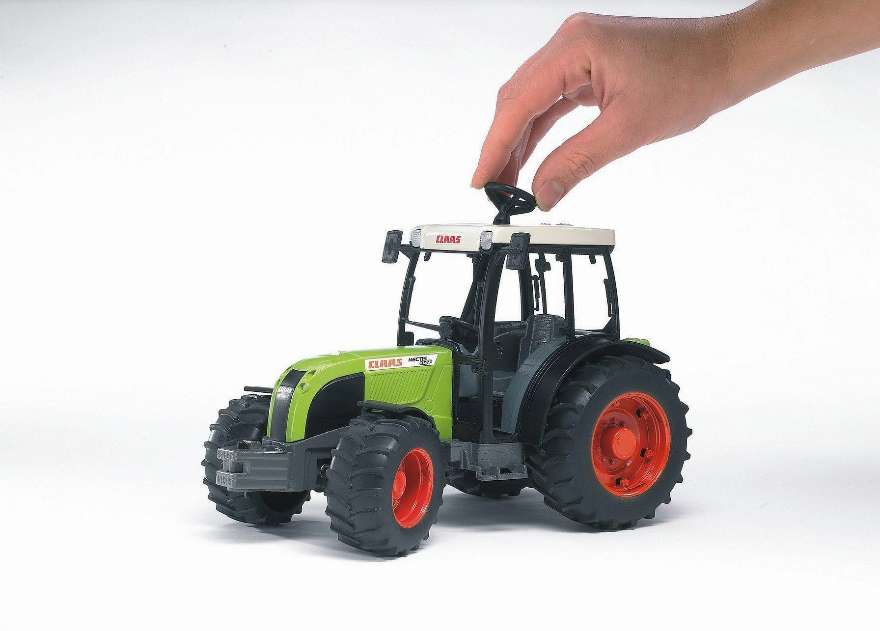 BRUDER 02110 Claas Nectis Tractor