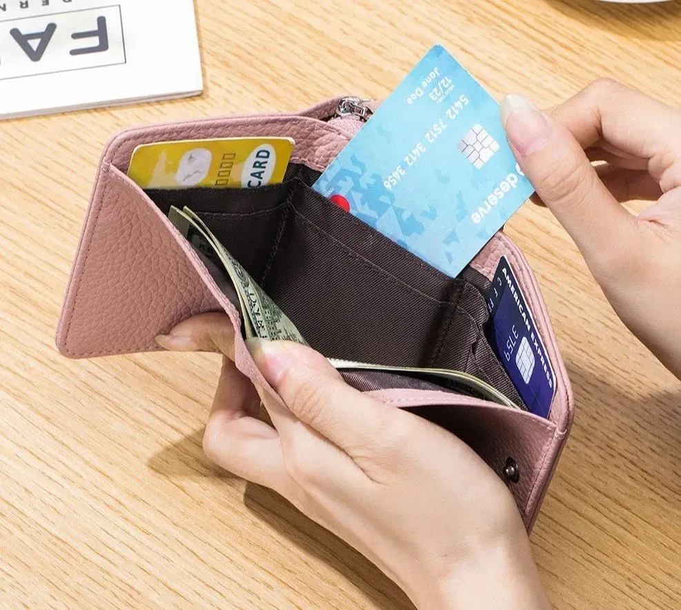 Compact Elegance: Genuine Leather Women's Wallet