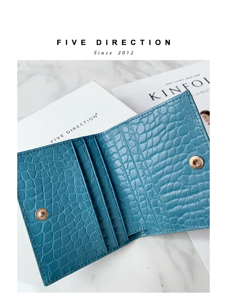 Cute Women Blue Vegan Leather Small Billfold Wallet Card Holder Crocodile Pattern Slim Card Wallets For Women