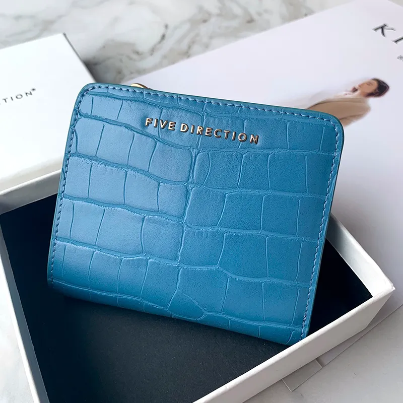 Cute Women Blue Vegan Leather Small Wallet Crocodile Pattern Billfold with Coin Pocket For Women