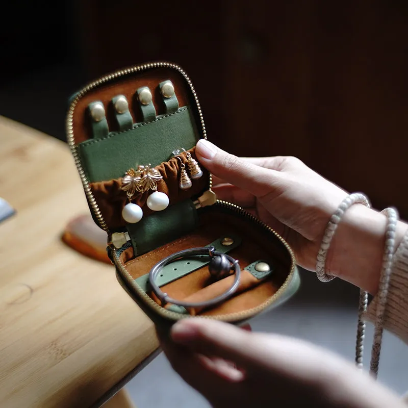 Cute Women Brown Leather Small Jewelry Organizer Mini Jewelry Portable Jewelry Storage Box For Women