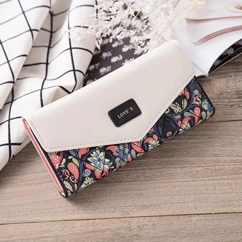 Elegant Ladies Purse