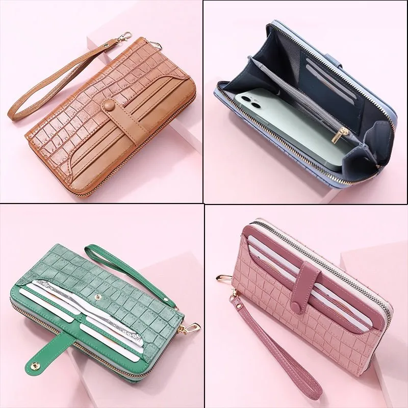 Fashionably Chic: Women's PU Leather Wallet