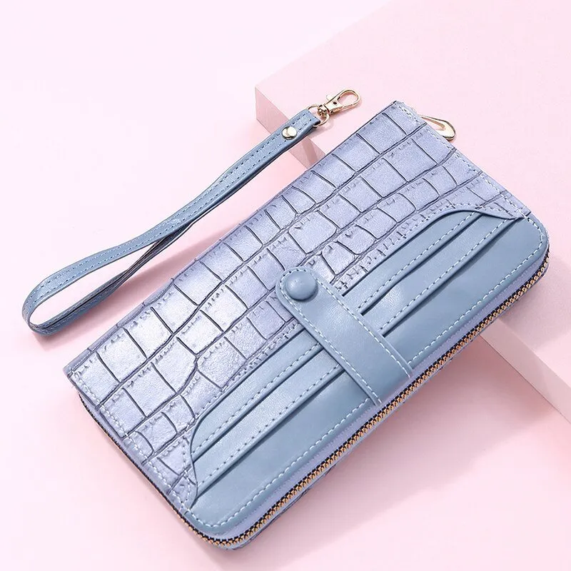 Fashionably Chic: Women's PU Leather Wallet