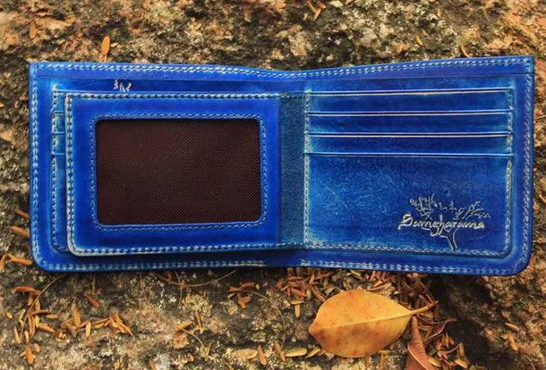 Handcraft vintage distress blue bird leather hand dyed billfold wallet for women