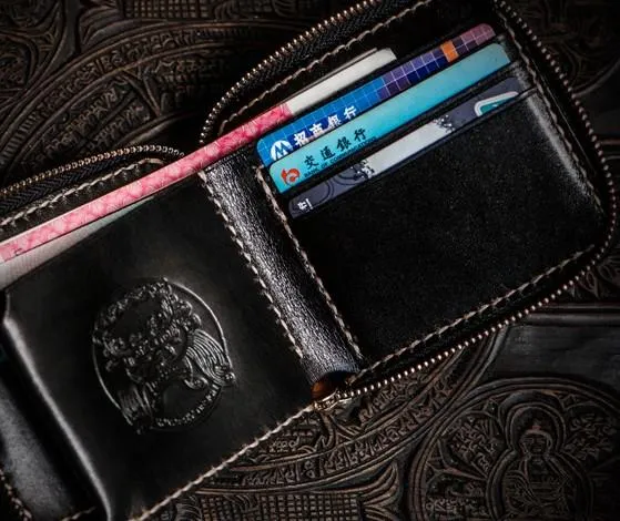 Handmade Leather Chinese Black&White Tooled Mens Small Wallet Cool Leather Wallet billfold Wallet for Men