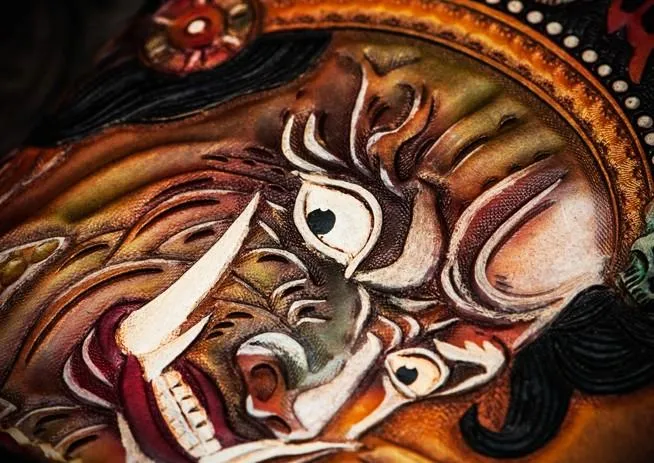 Handmade Leather Mahkla Tooled Mens billfold Wallet Cool Leather Wallet Slim Wallet for Men