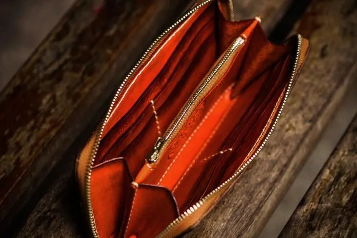 Handmade Leather Mens Cool Tibetan Chain Biker Wallets Leather Clutch Wallet Long Wallets for Men