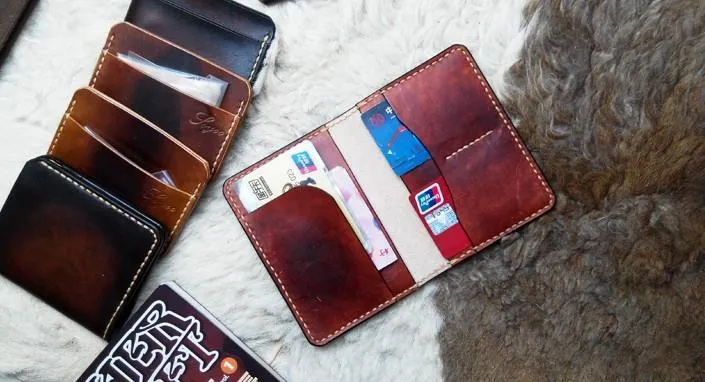 Handmade Leather Mens Small Passport Wallets billfold Travel Wallets for Men
