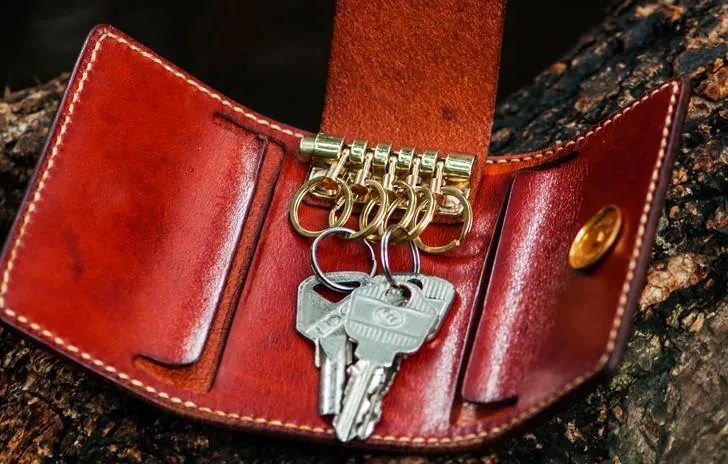 Handmade Leather Tooled Mens Cool Car Key Wallets Car Key Holder Car KeyChain for Men