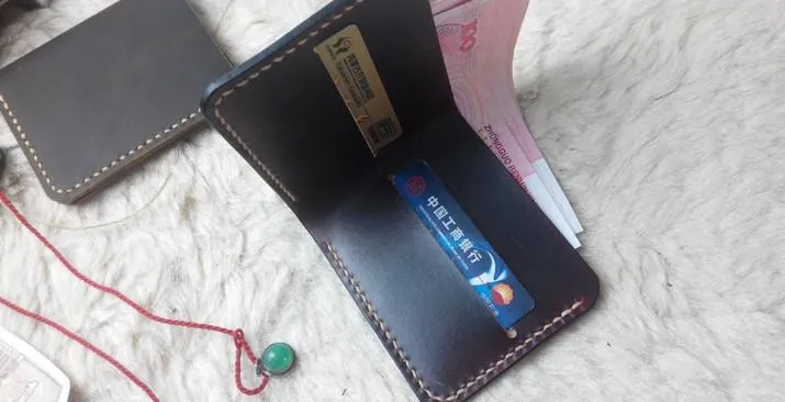 Handmade Vintage Leather Mens Slim Small Wallet Leather billfold Bifold Wallets for Men