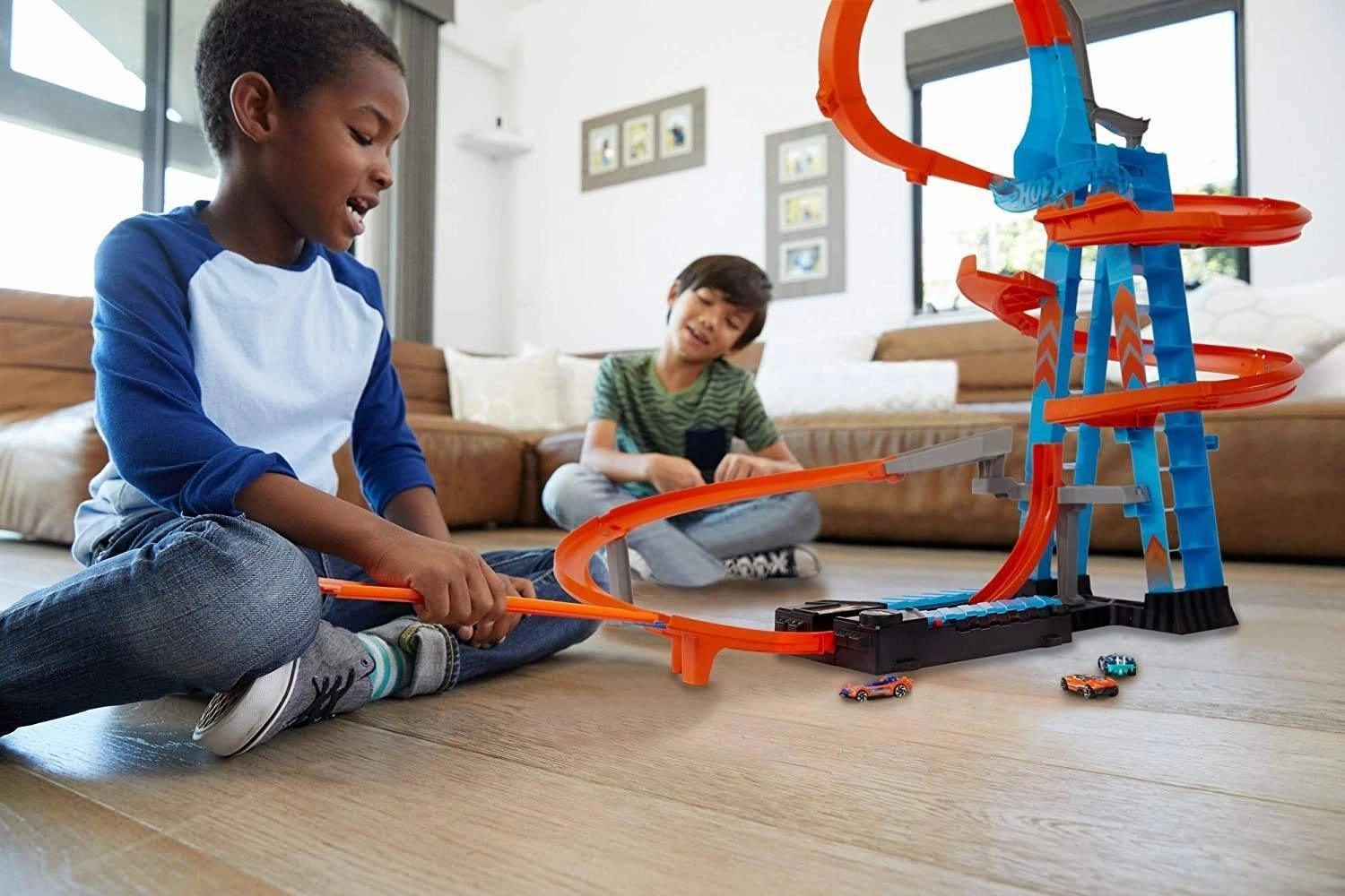 Hot Wheels GWT39 Sky Crash Tower Track Set 83cm Tall