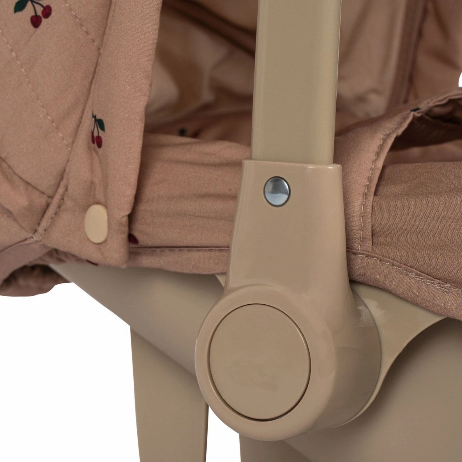 Konges Sljd Doll Play Car Seat Cherry