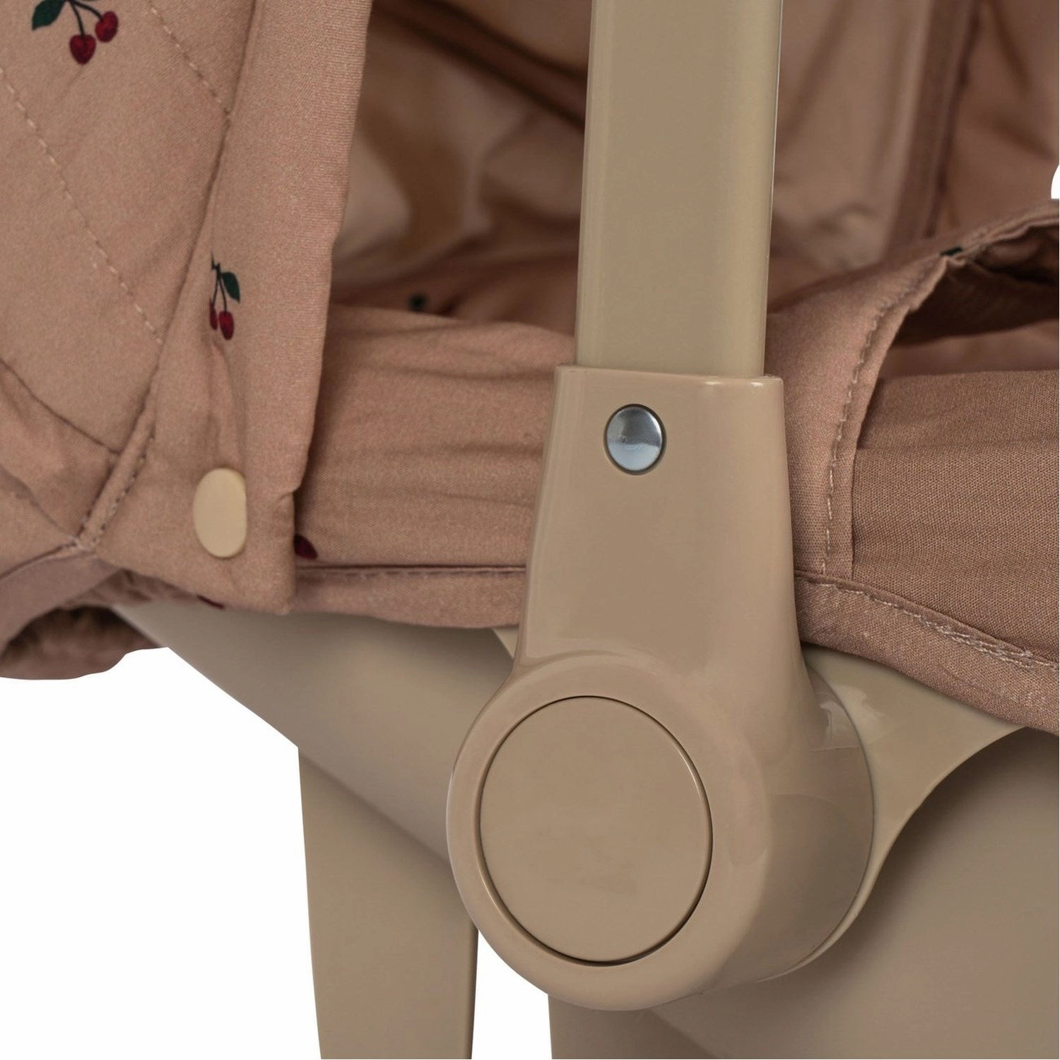 Konges Sljd Doll Play Car Seat Cherry