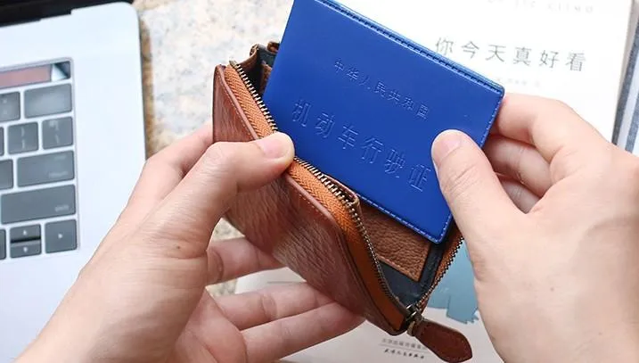 Leather Mens Zipper Small Wallet Slim Wallet Front Pocket Wallet billfold Card Wallet for Men