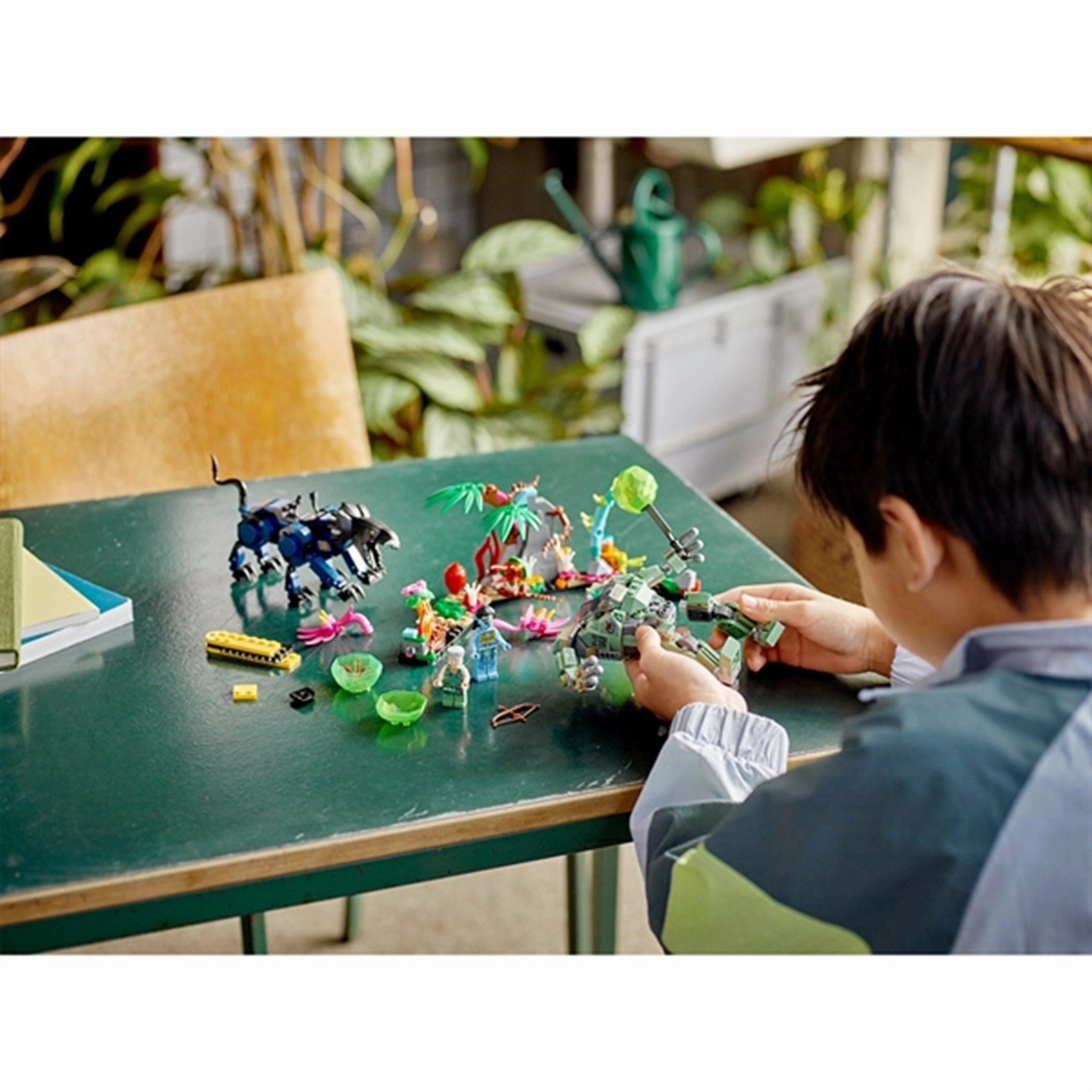 LEGO Avatar Neytiri & Thanator vs. AMP Suit Quaritch