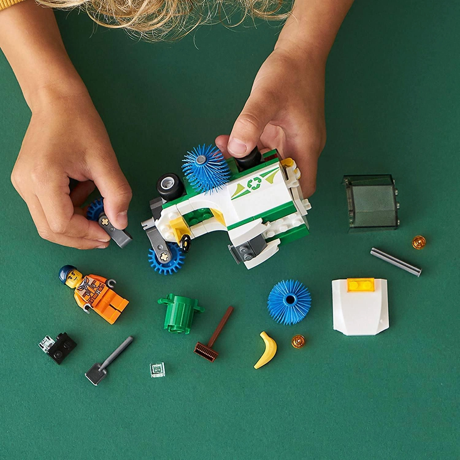LEGO CITY 60249 Street Sweeper Building Set