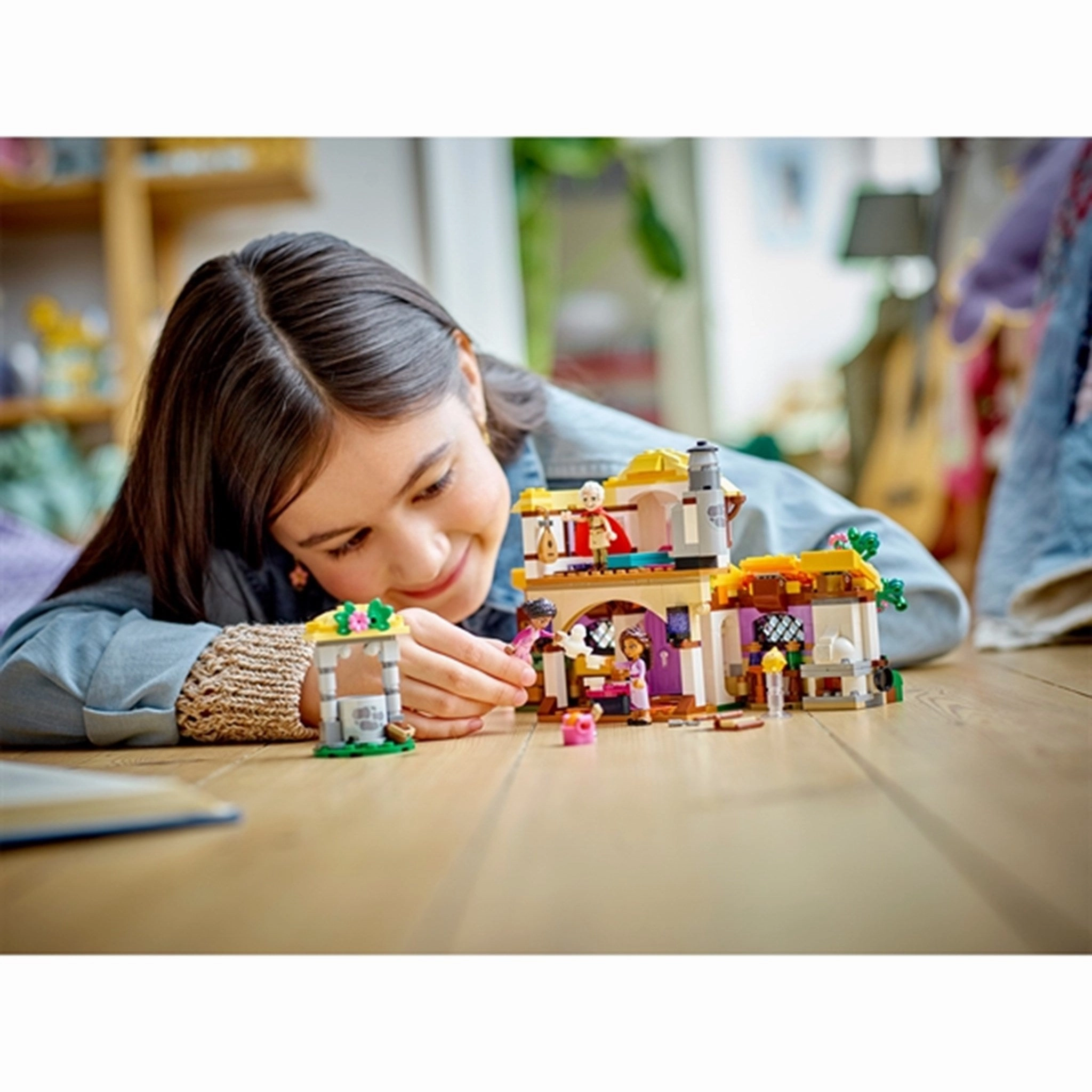 LEGO Disney Asha's Cottage