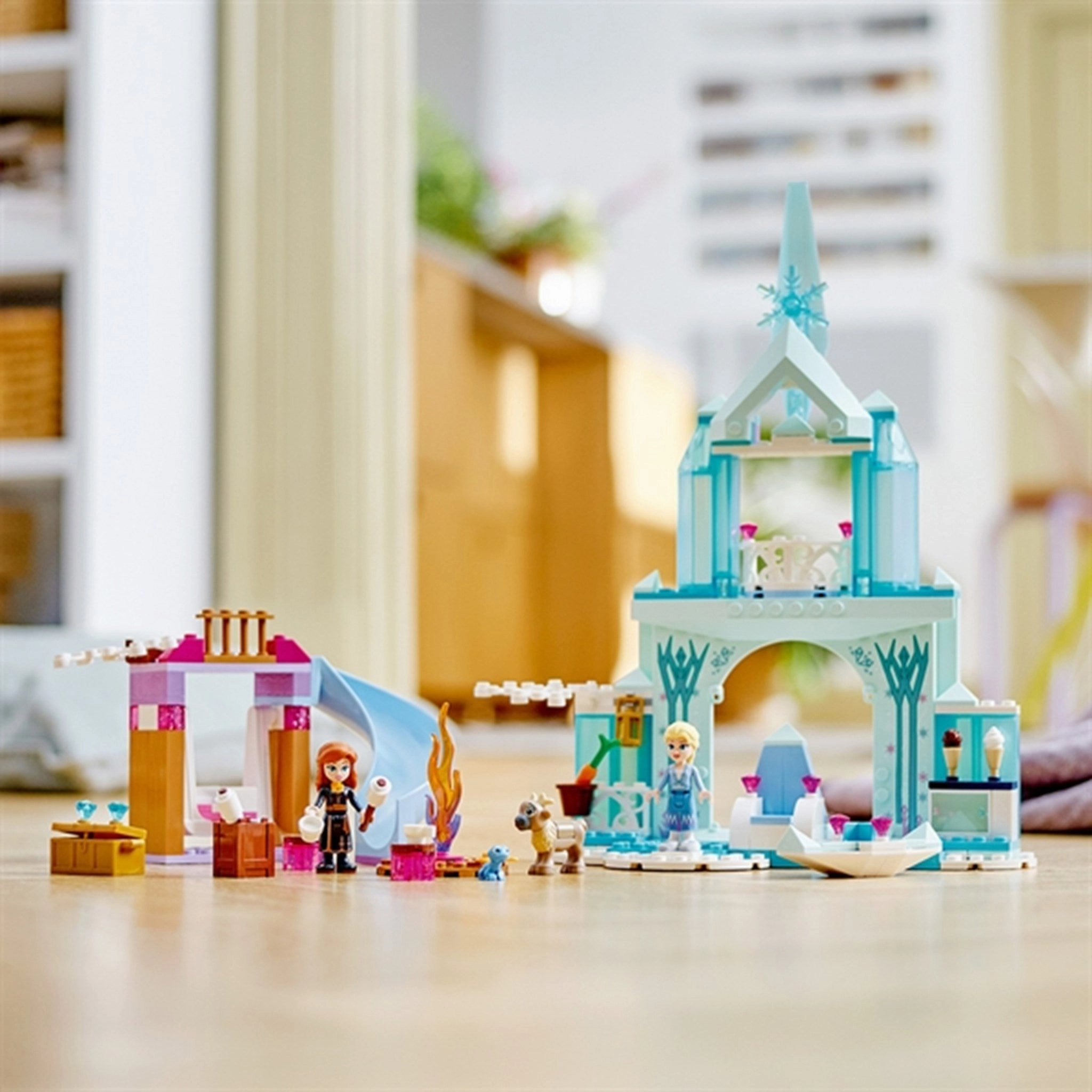 LEGO Disney Elsa's Frozen Castle