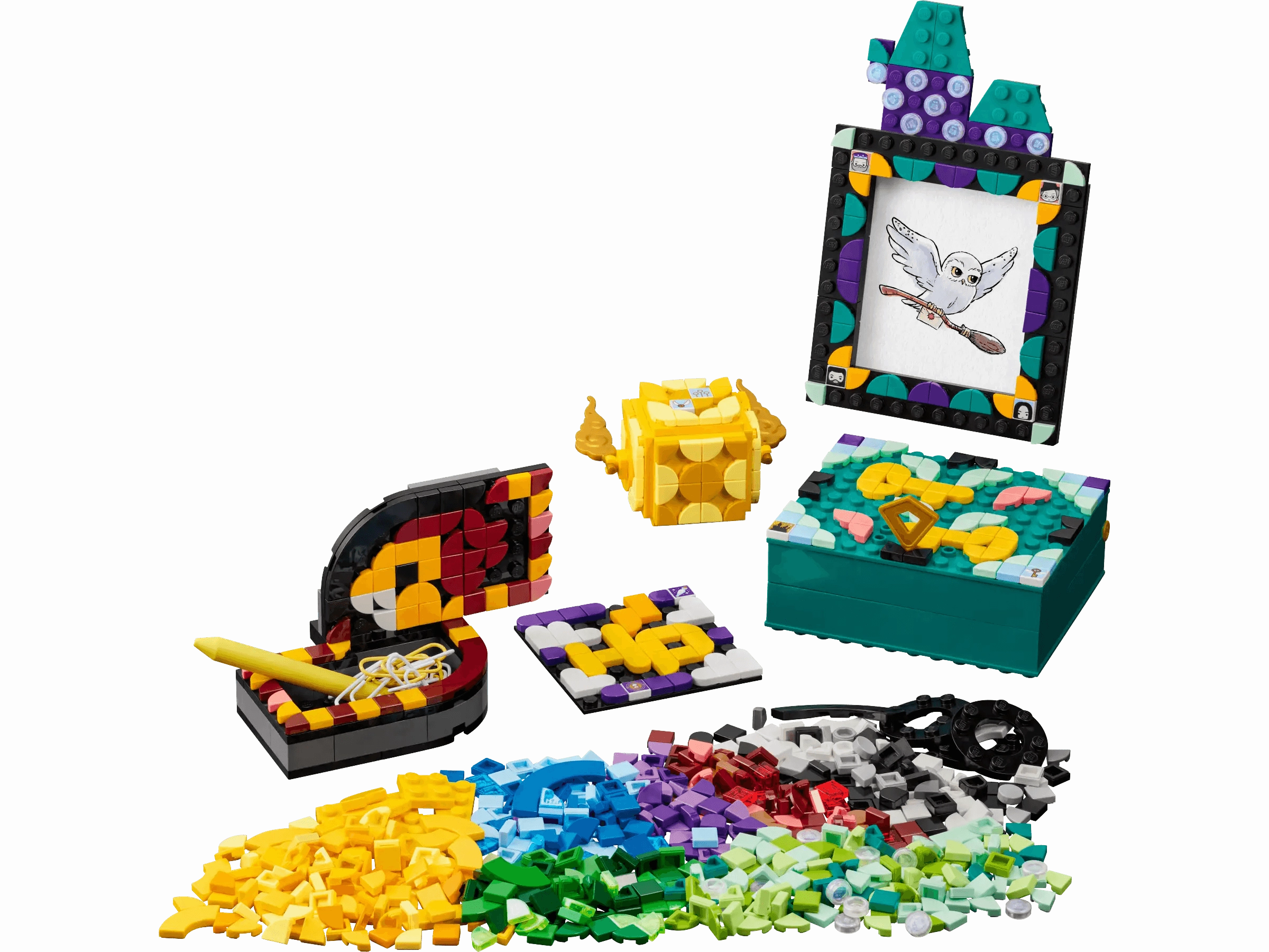 LEGO DOTS 41811 Hogwarts Desktop Kit
