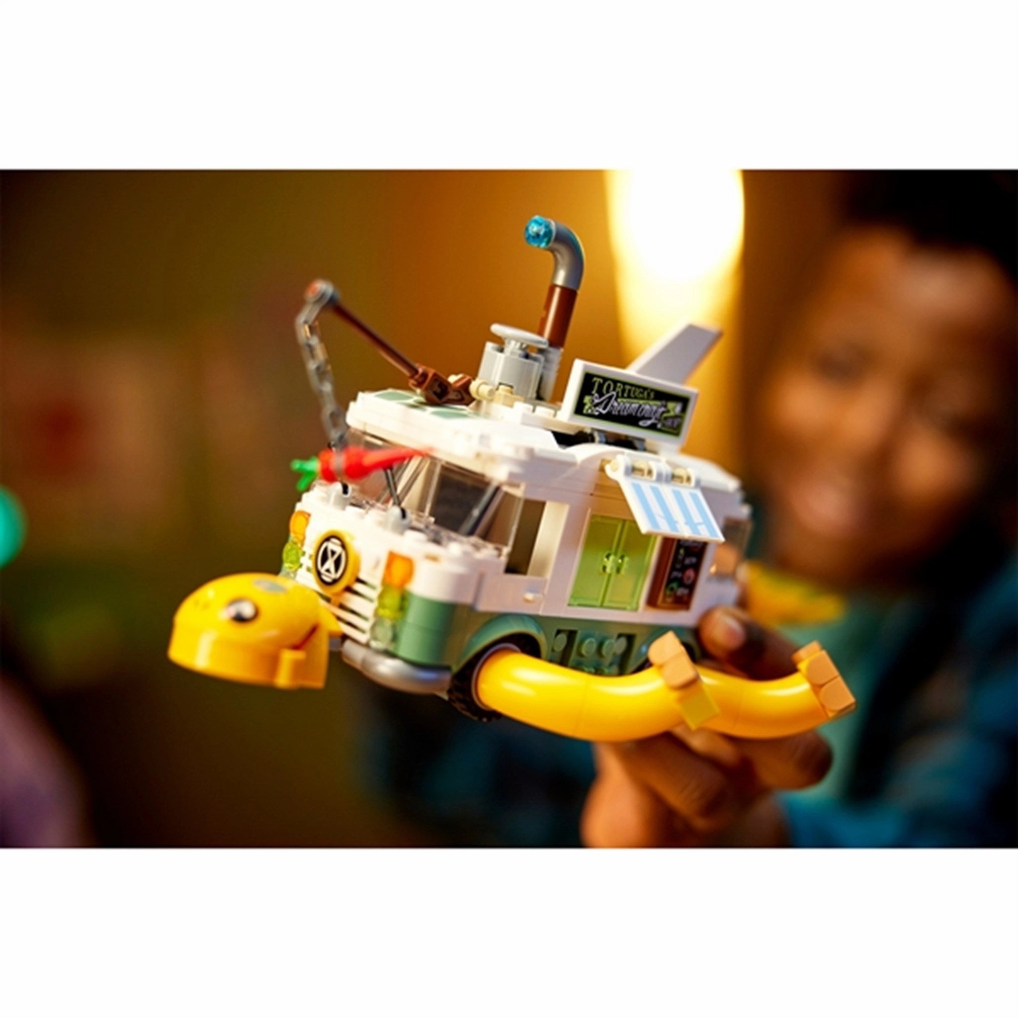 LEGO DREAMZzz Mrs. Castillo's Turtle Van