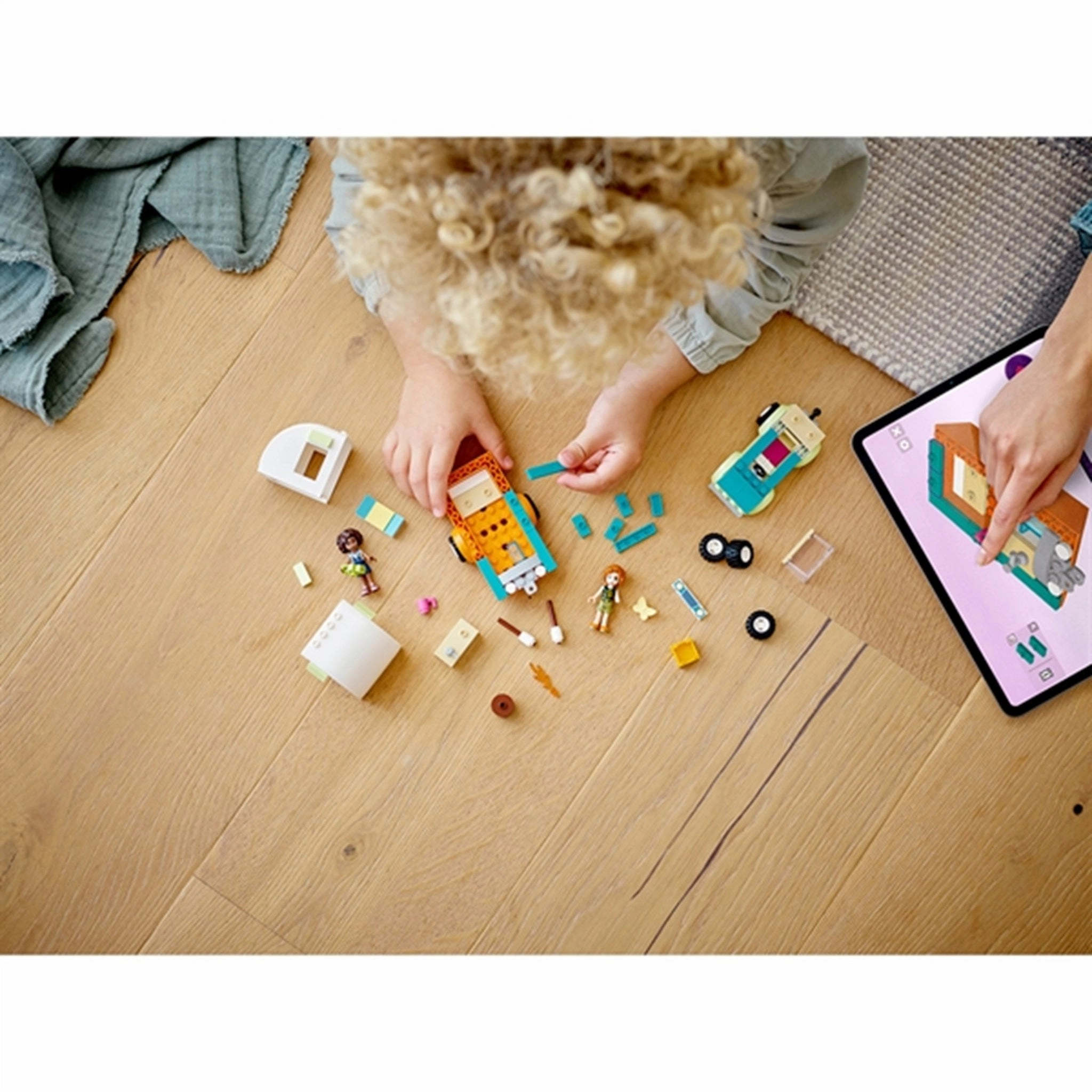 LEGO Friends Holiday Camping Trip