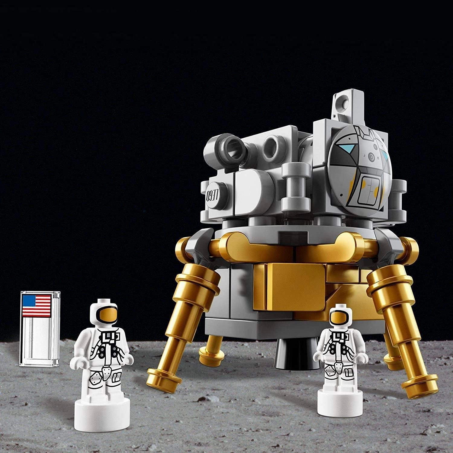 LEGO IDEAS 92176 NASA Apollo Saturn V Space Rocket and Vehicles