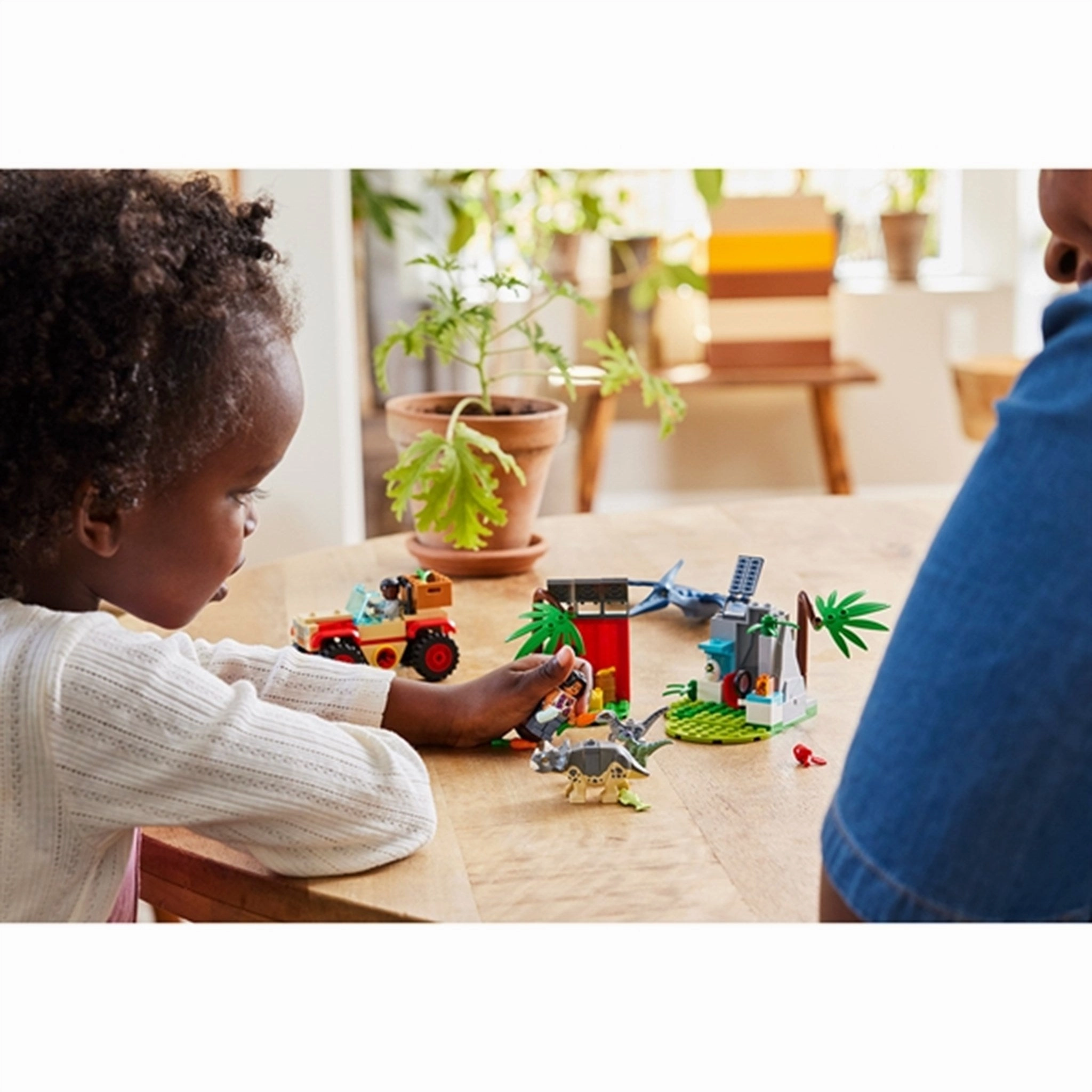 LEGO Jurassic World Baby Dinosaur Rescue Centre
