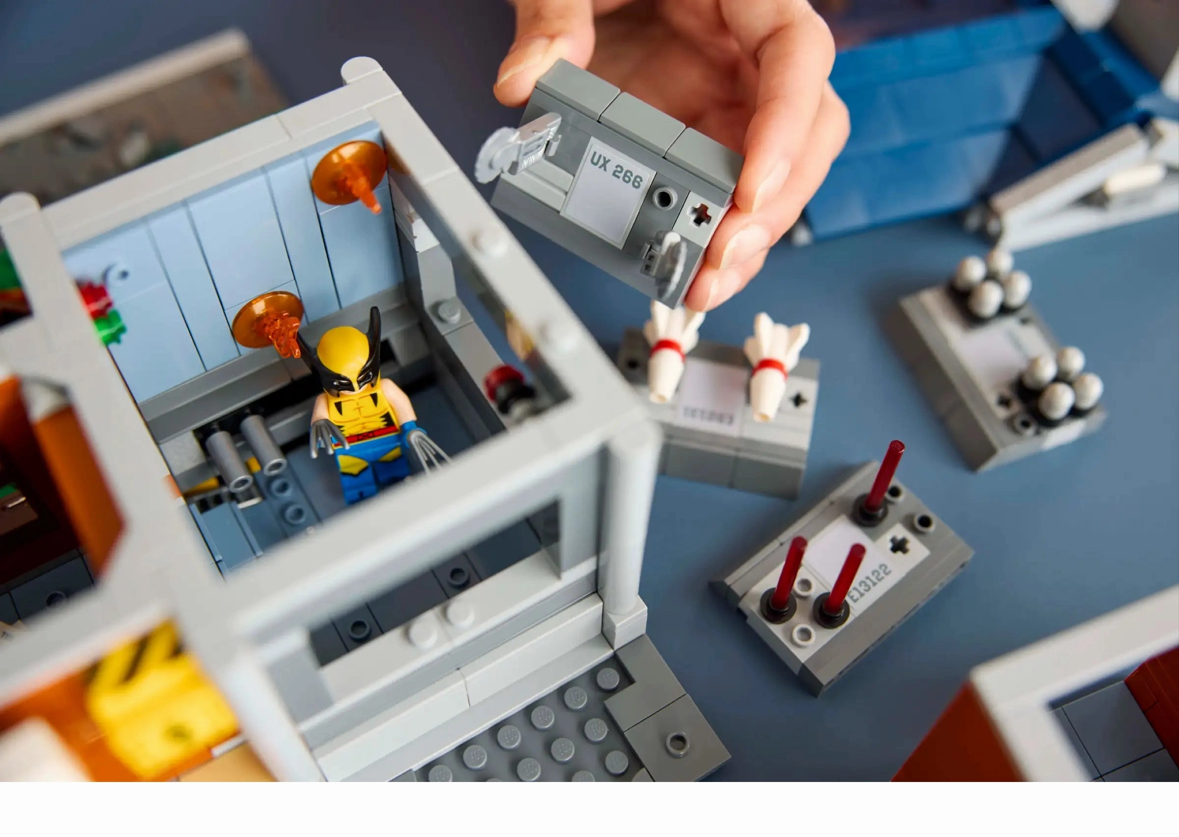 LEGO MARVEL 76294 X-Men: The X-Mansion