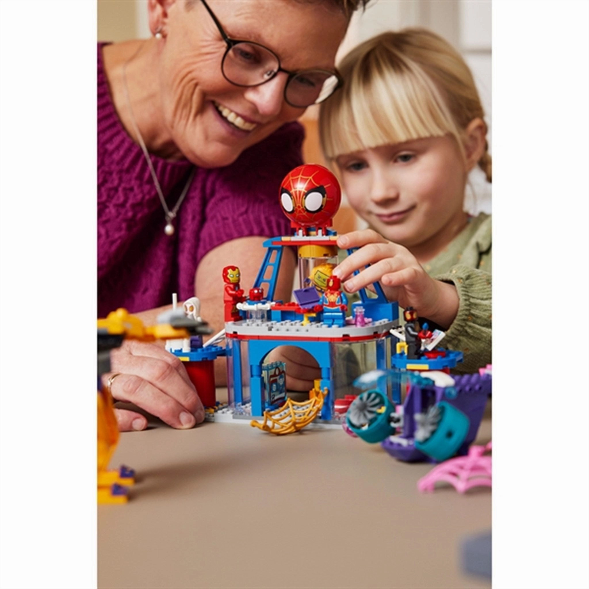 LEGO Marvel Team Spidey Web Spinner Headquarters