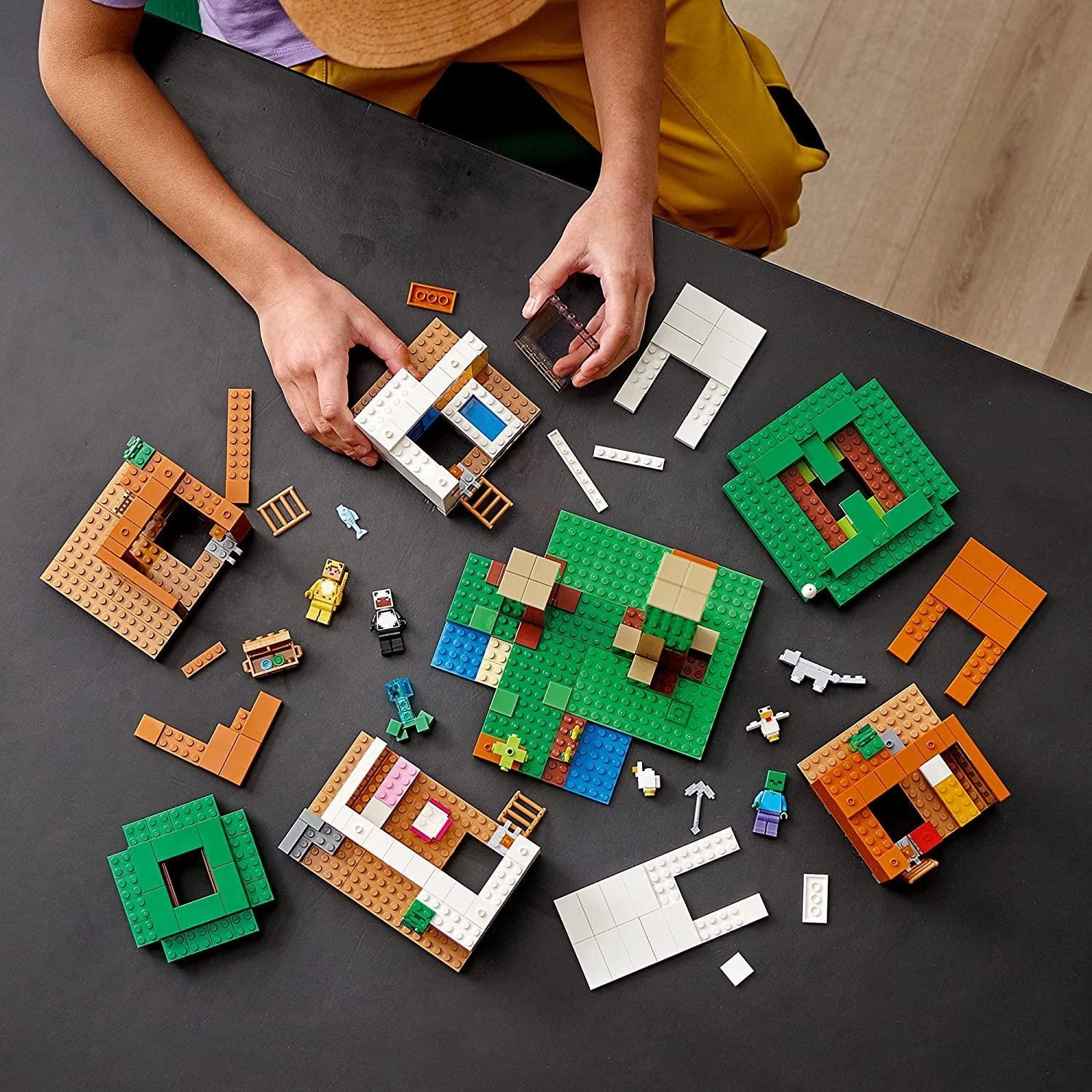 LEGO MINECRAFT 21174 - The Modern Treehouse