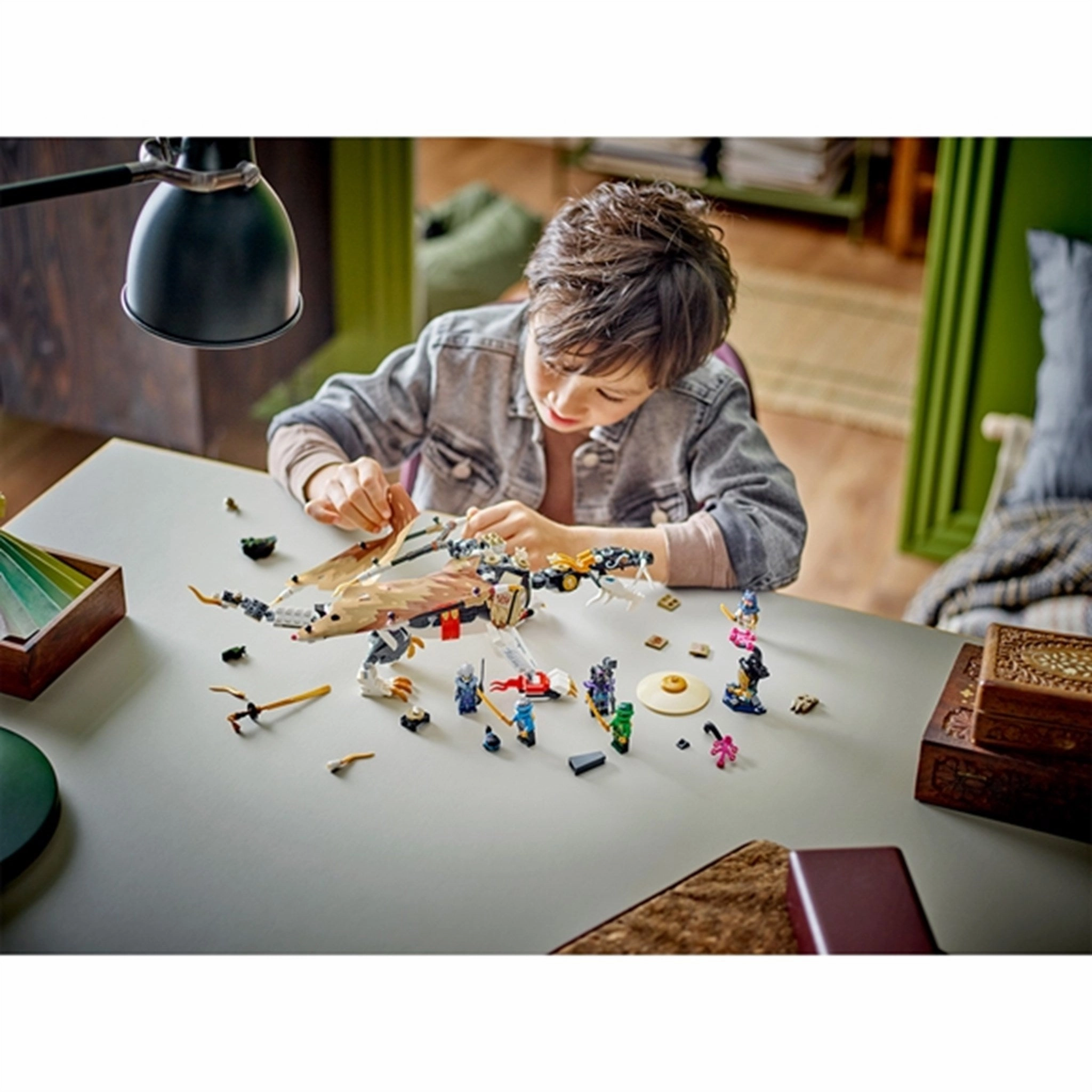 LEGO NINJAGO Egalt the Master Dragon