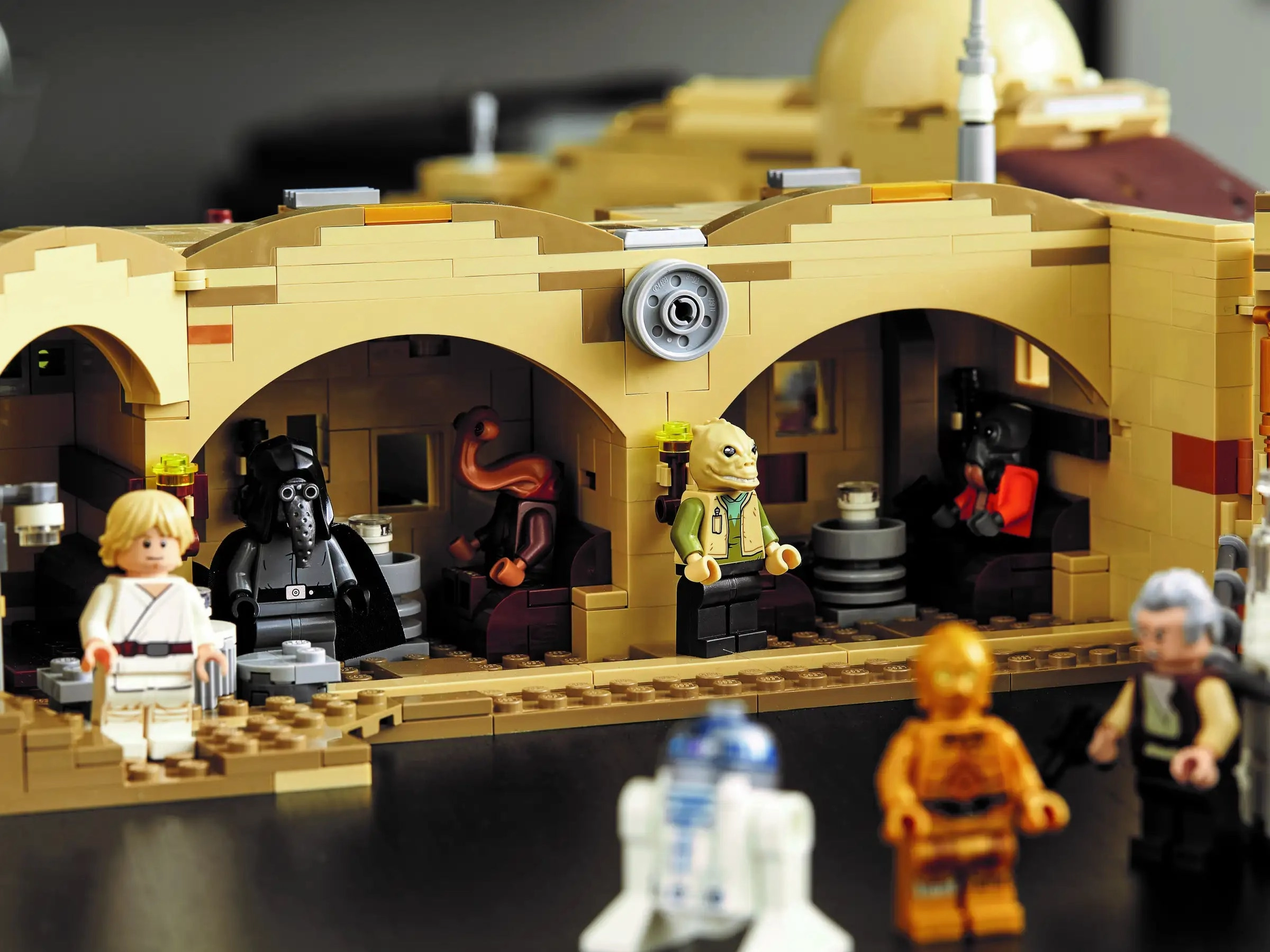 LEGO STAR WARS 75290 Mos Eisley Cantina