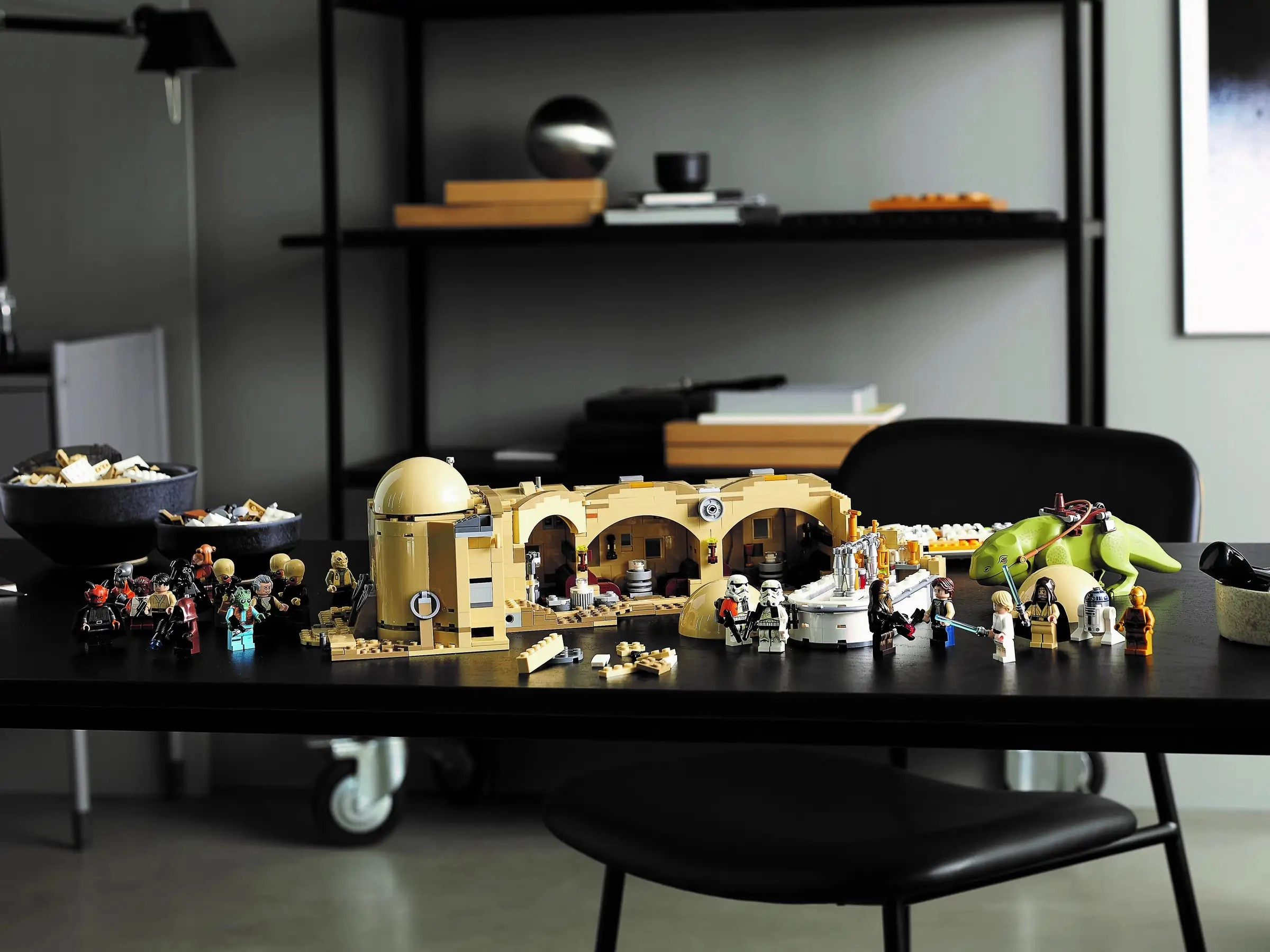 LEGO STAR WARS 75290 Mos Eisley Cantina