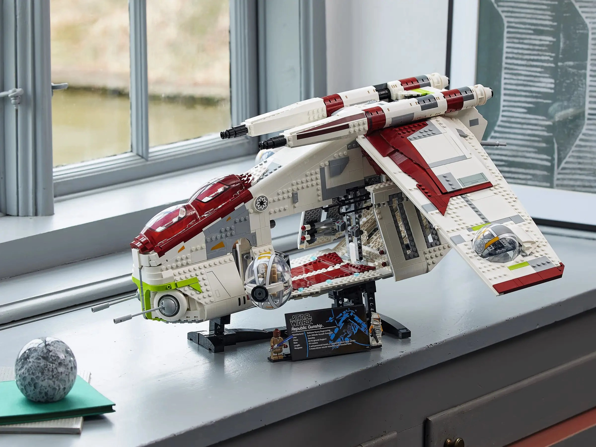 LEGO STAR WARS 75309 Republic Gunship