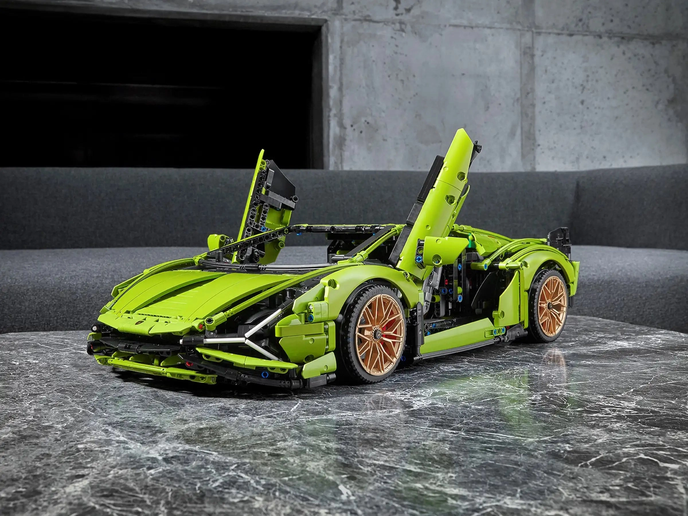 LEGO TECHNIC 42115 Lamborghini Sin FKP 37 Race Car Model