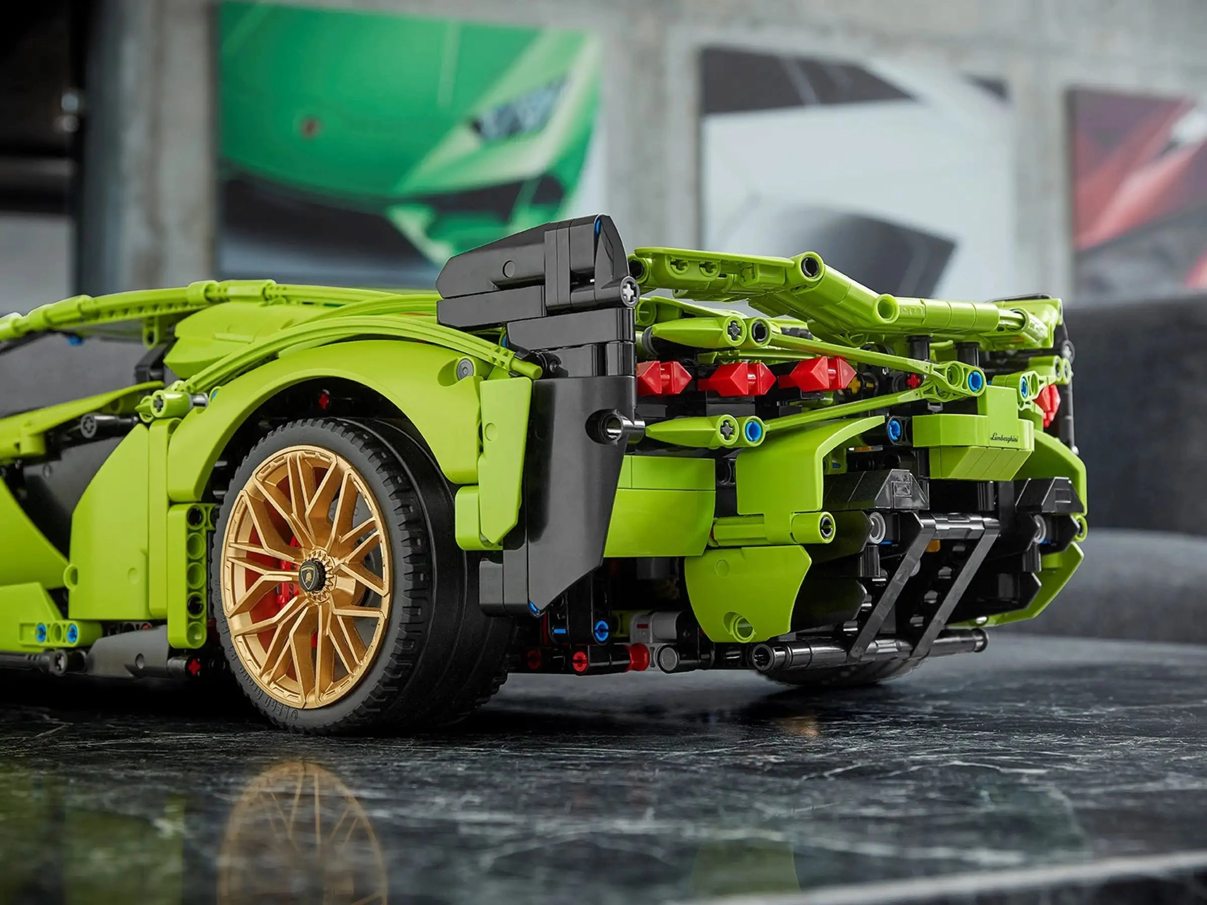 LEGO TECHNIC 42115 Lamborghini Sin FKP 37 Race Car Model
