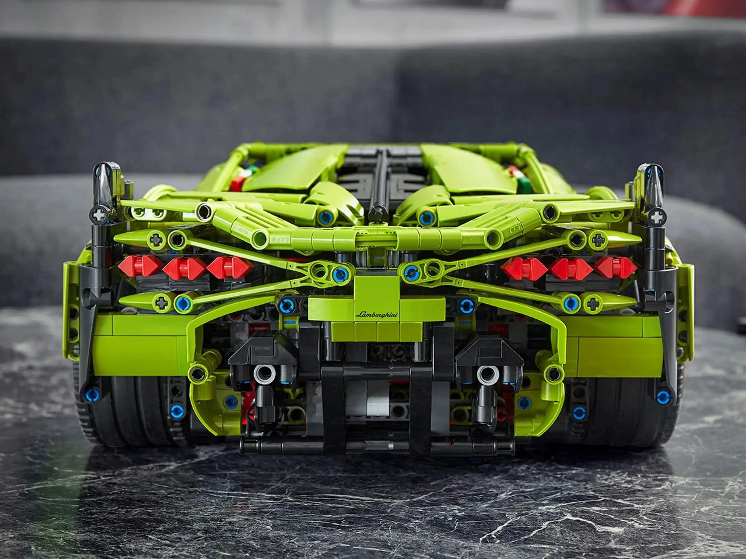 LEGO TECHNIC 42115 Lamborghini Sin FKP 37 Race Car Model