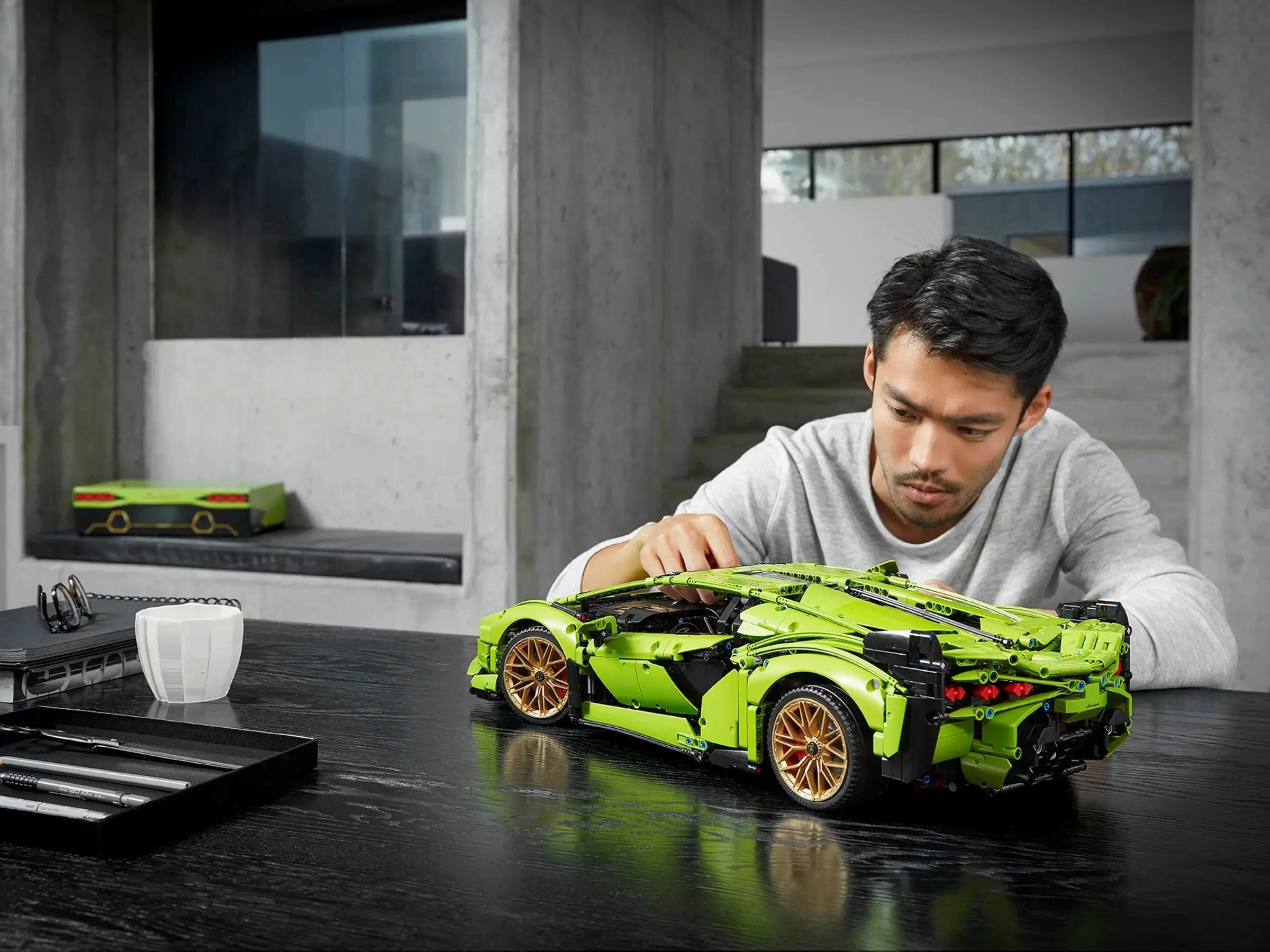 LEGO TECHNIC 42115 Lamborghini Sin FKP 37 Race Car Model