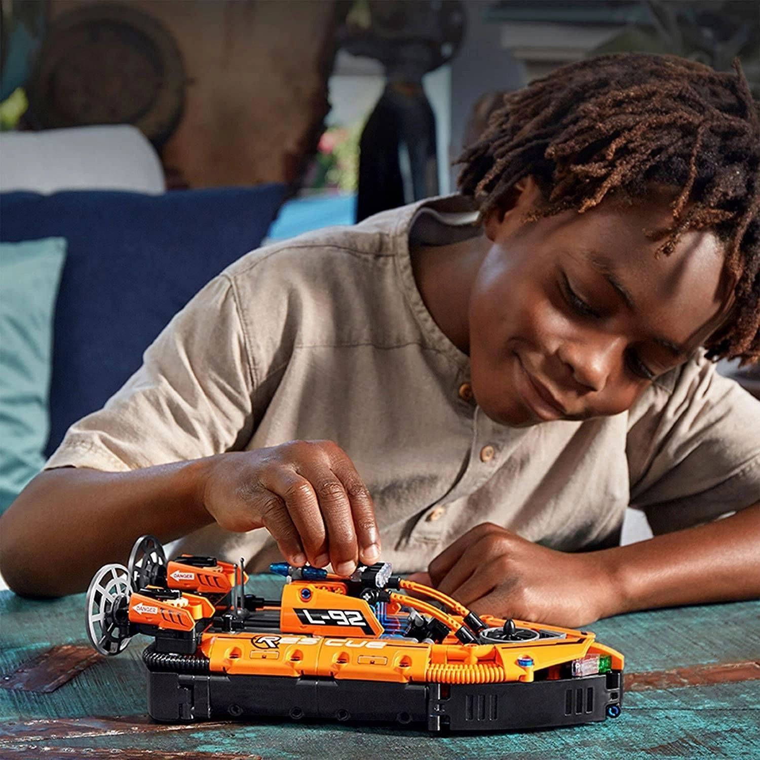 LEGO TECHNIC 42120 Rescue Hovercraft to Aircraft