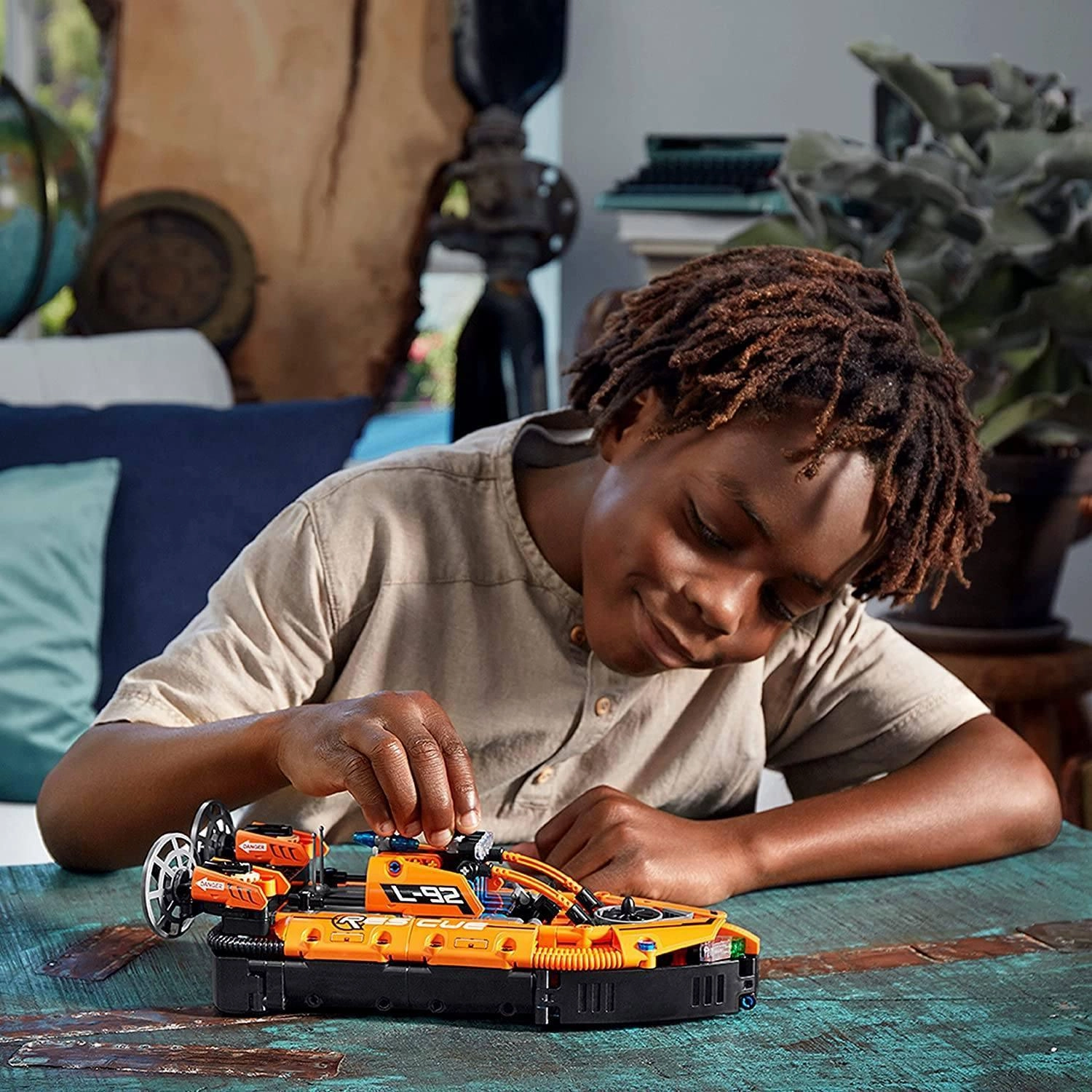 LEGO TECHNIC 42120 Rescue Hovercraft to Aircraft