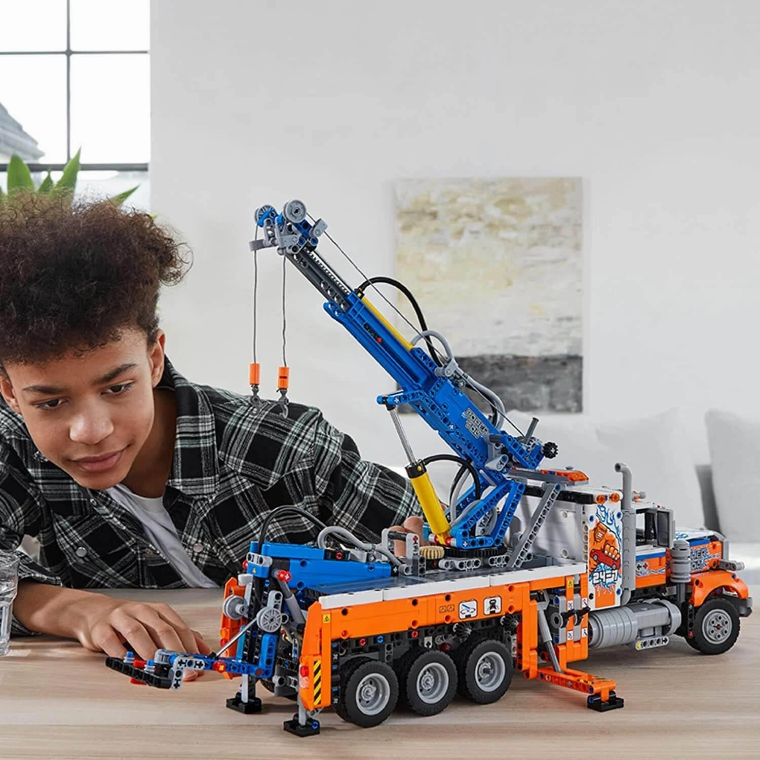 LEGO TECHNIC 42128 Heavy-Duty Tow Truck Building Kit