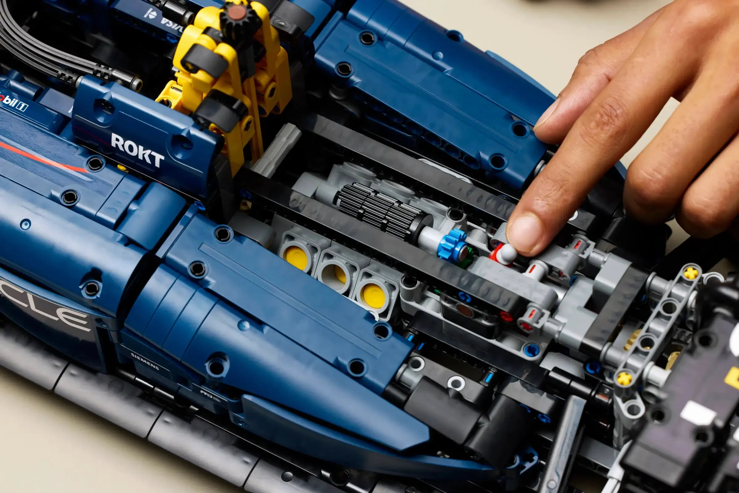 LEGO TECHNIC 42206 Oracle Red Bull Racing RB20 F1 Car