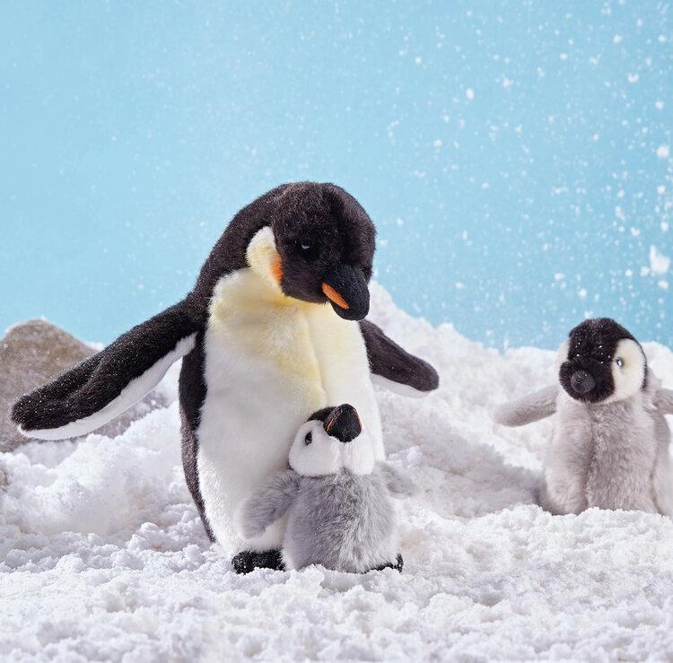 LIVING NATURE AN392 Penguin with Chick
