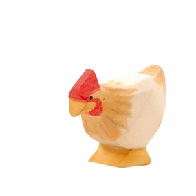 Ostheimer Hen Ochre Standing