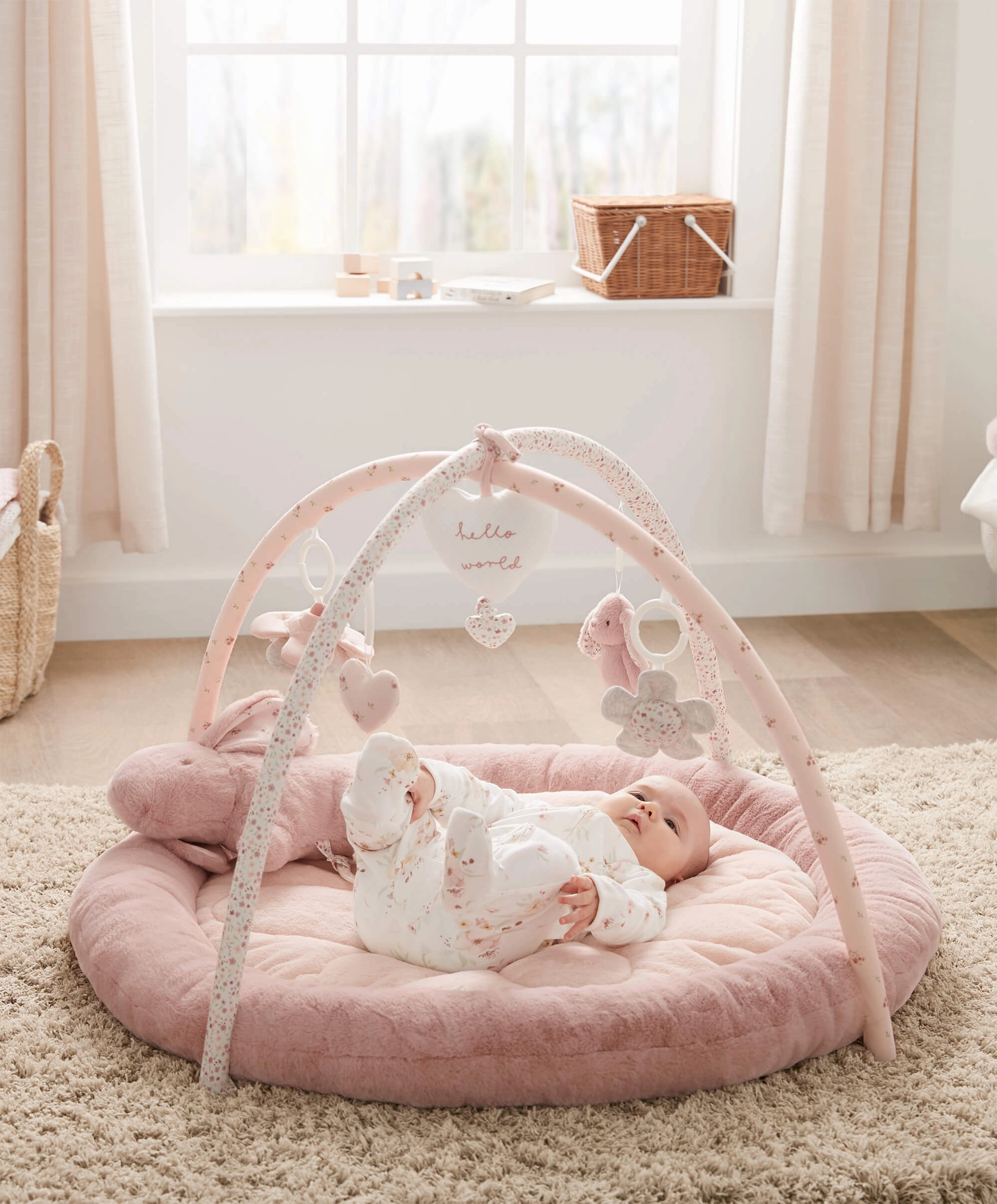 Playmat & Gym - Welcome to the World Bunny