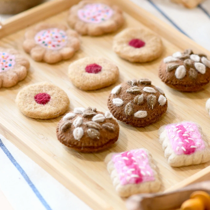 Sale Felt 100s and 1000s Biscuit (Set of 3)