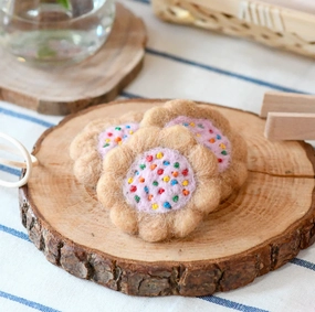 Sale Felt 100s and 1000s Biscuit (Set of 3)
