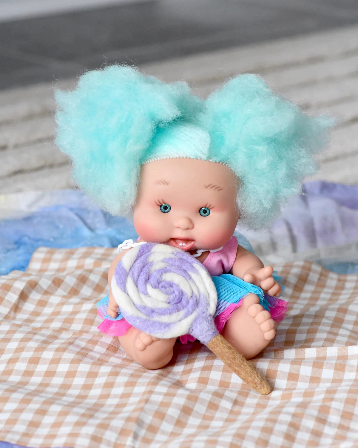 Sale Felt Purple and White Swirl Lollipop